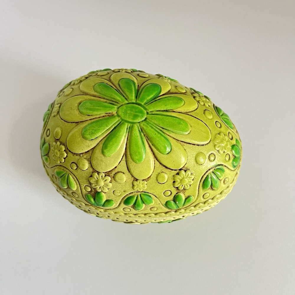 MCM 1960s/1970s Green Yellow Easter Egg flowers groovy storage trinket box - Picture 6 of 7